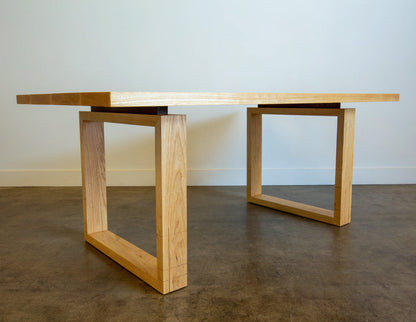 Deco Dining Table